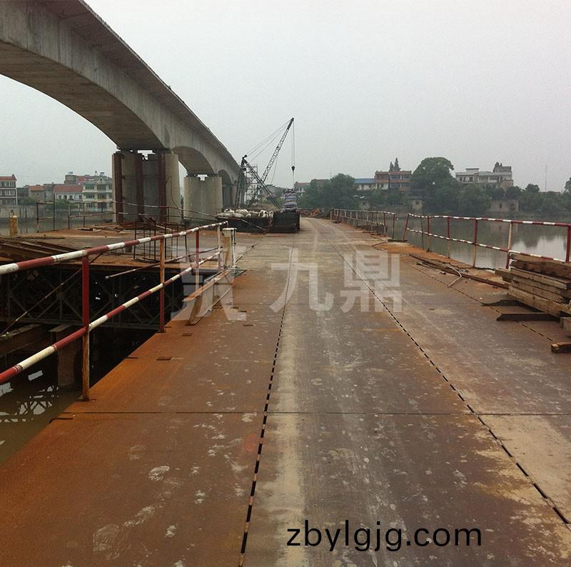 鋼平臺固定的地方是可以拆卸的